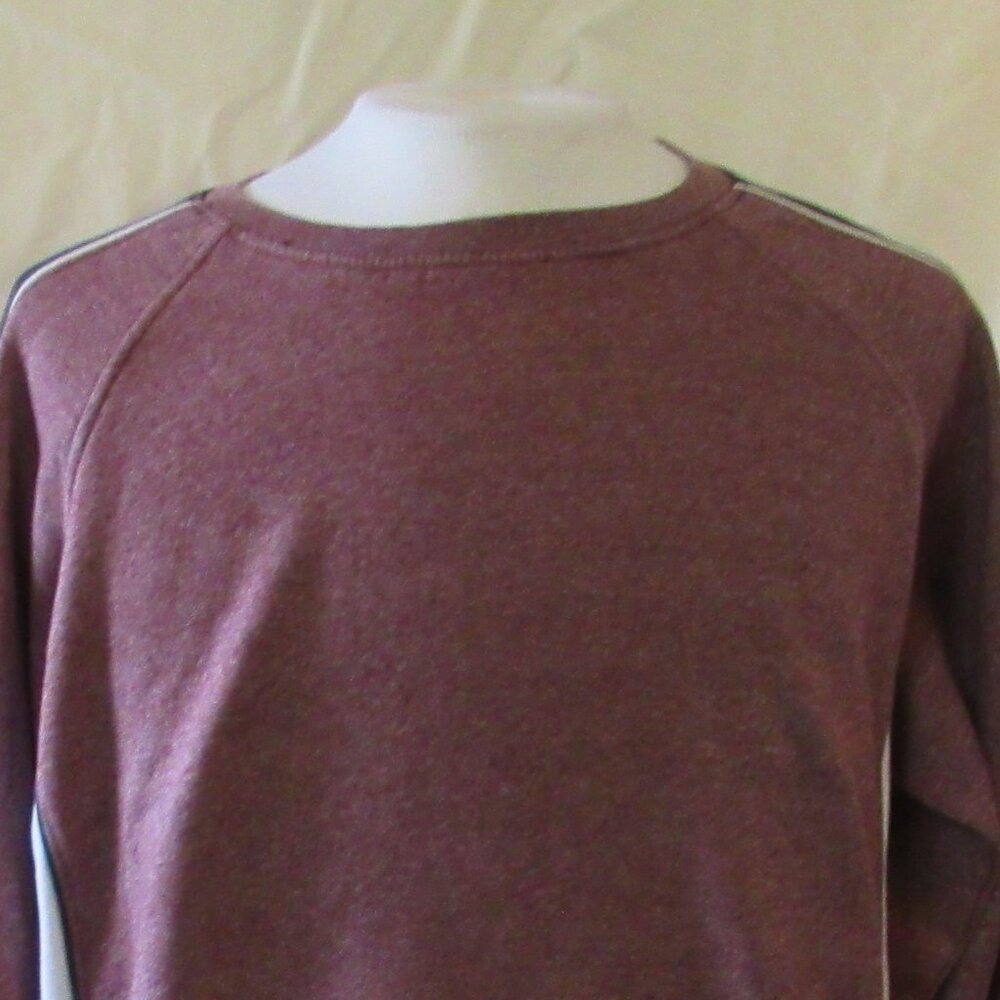 Six Lincoln Red/White/Black Crewneck Pullover Size XL Cotton/Poly Blend EUC